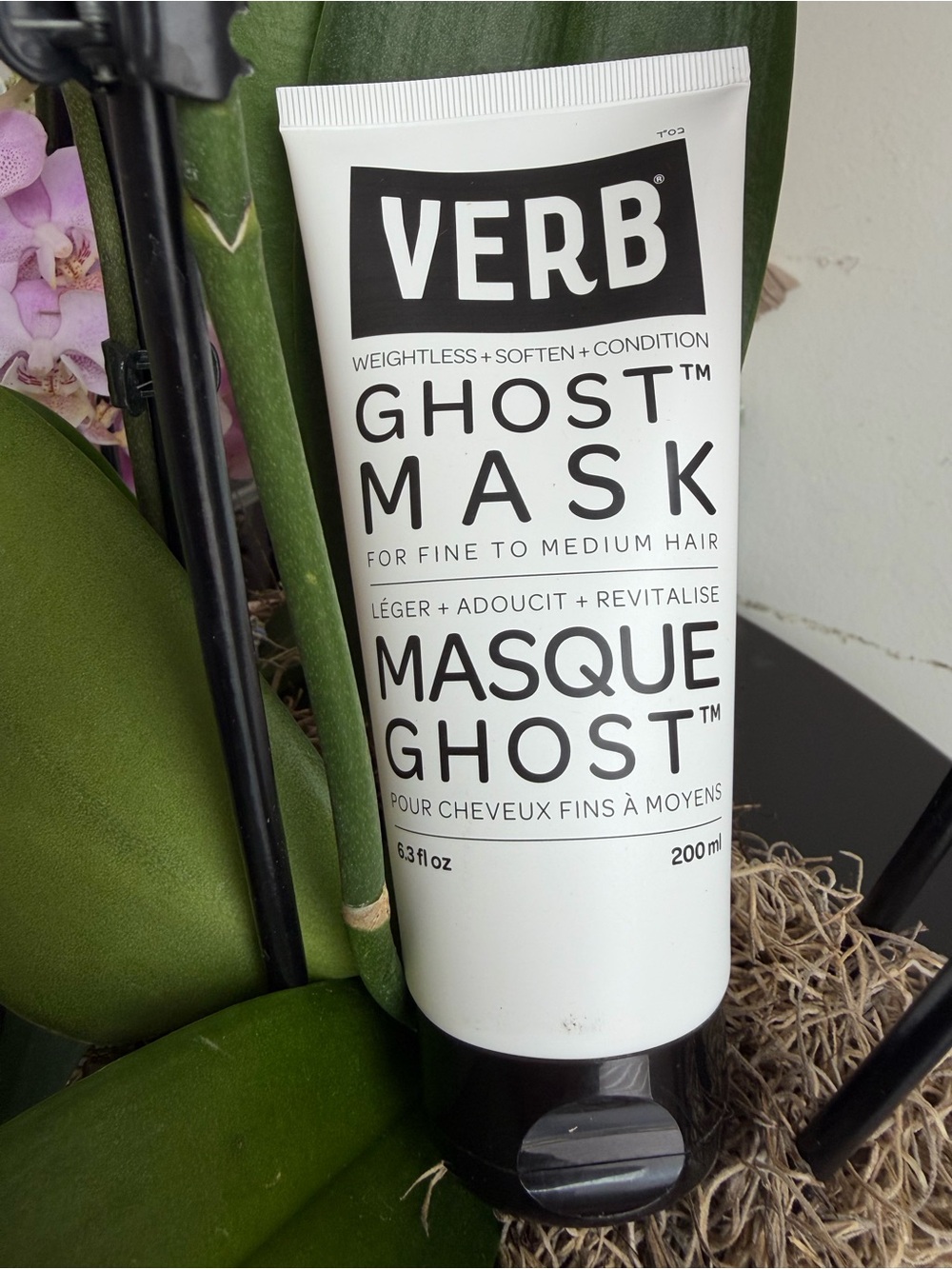 Ghost Mask Weightless Conditioner - White